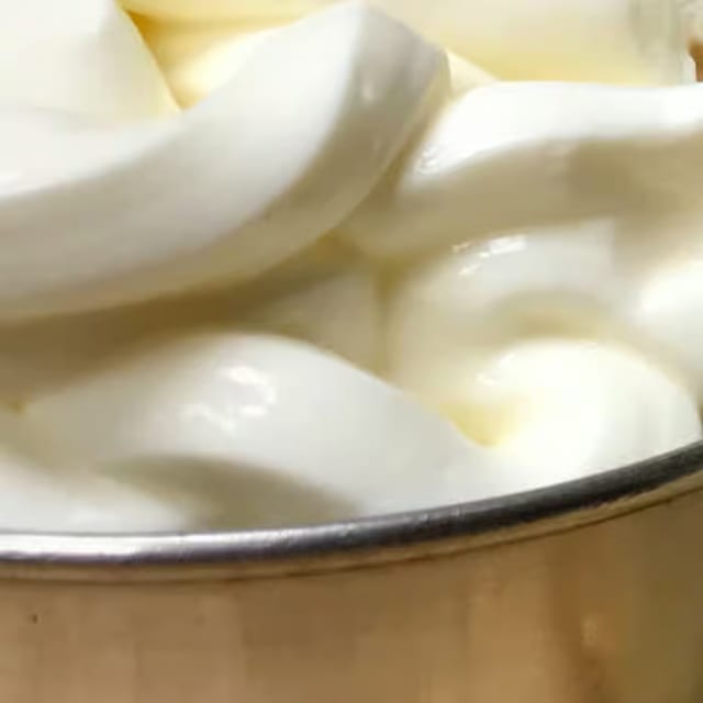 3 Oz Side of Sour Cream.